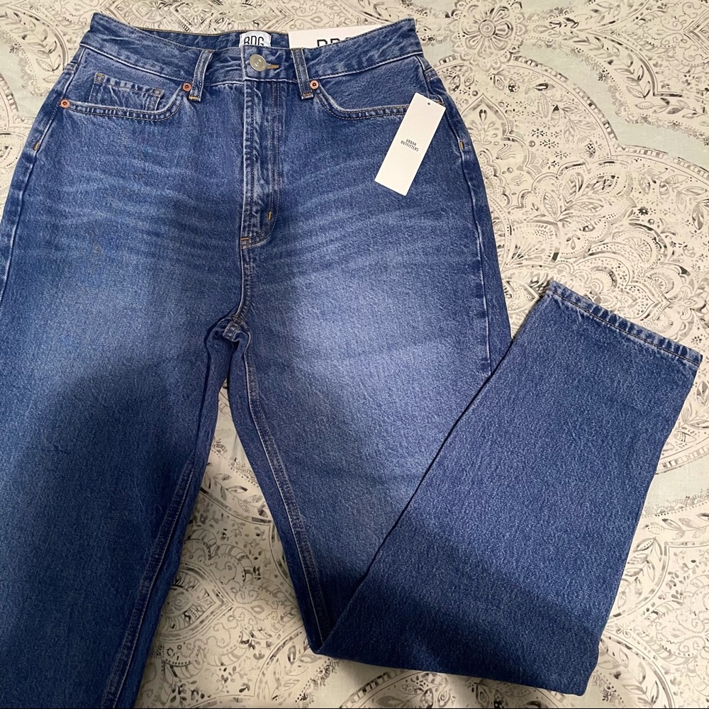 ✨ NWT✨ BDG / Urban Outfitters High-Rise Mom Jeans